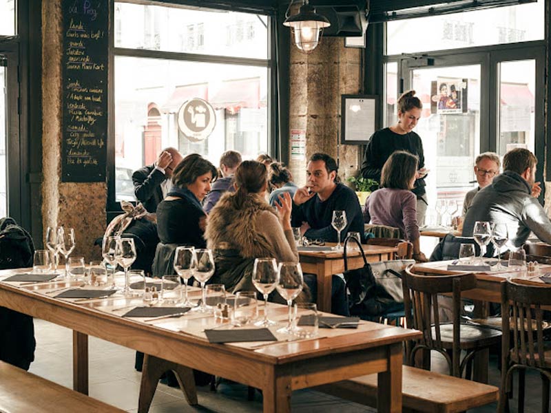 Live Station DIY, restaurant, café & lieu de vie.