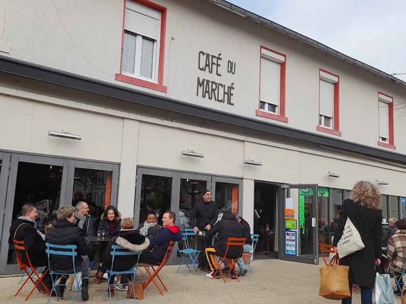 Le Coup du Marché à Indre, établissement Cotton.